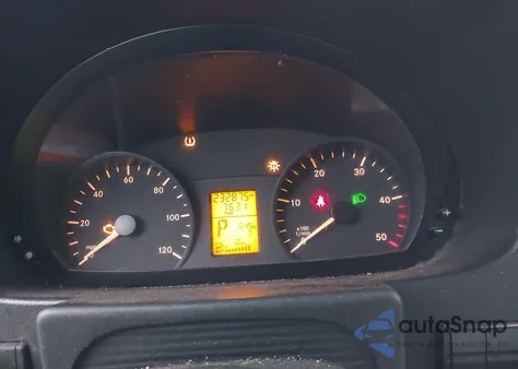 2012 Mercedes-Benz Sprinter 2500 High Roof из США, поврежденный, VIN WD3PE8CBXC5685282